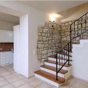 3 bedroom villa with heated pool in Kassiopi, Corfu, sleeps 6